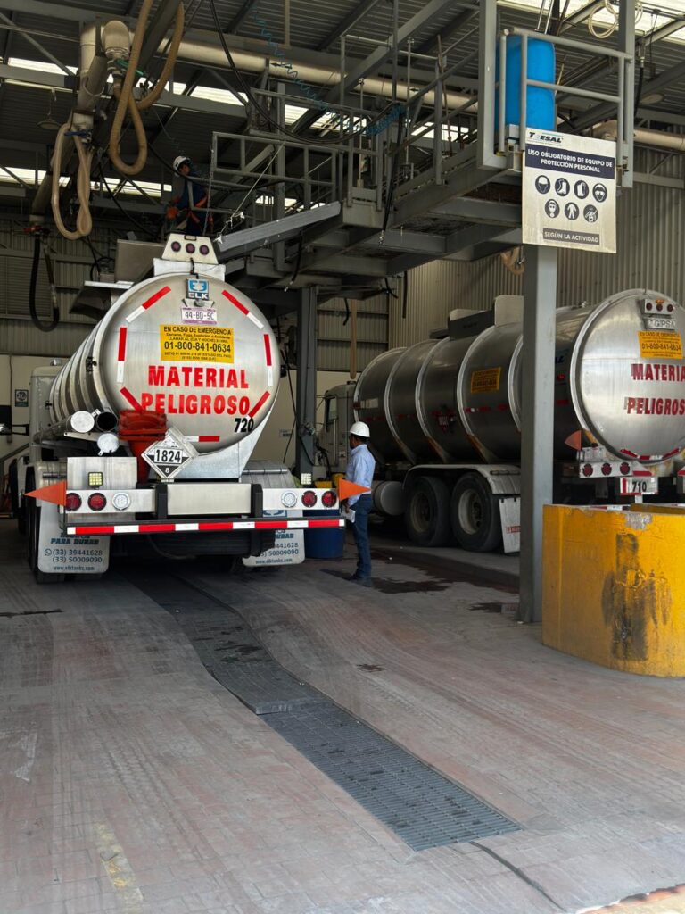 Centro de lavado autotanques material peligroso TRESAL Cuautitlán Izcalli CDMX